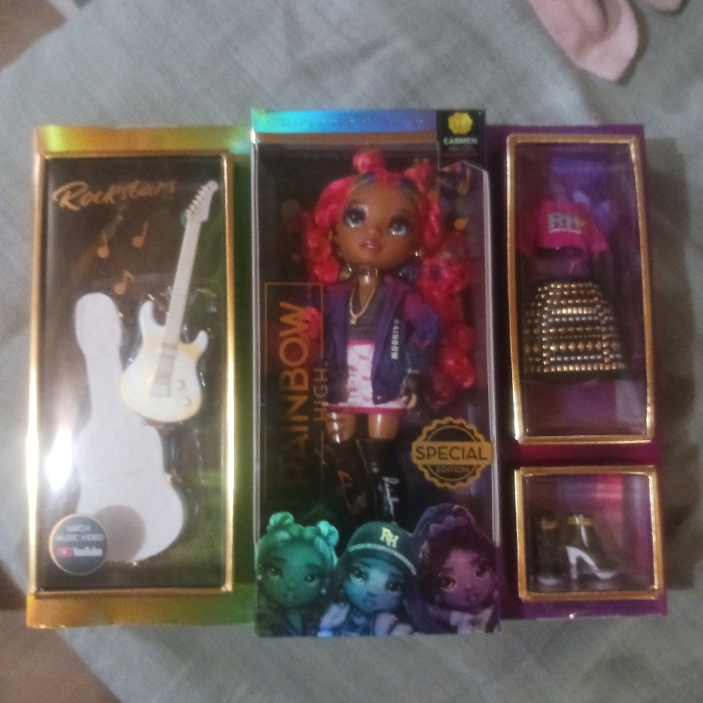 🆕 Rainbow High Rockstar Carmen Major Fashion Doll
